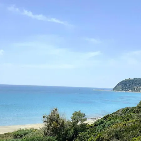 Apartman Daphnes *