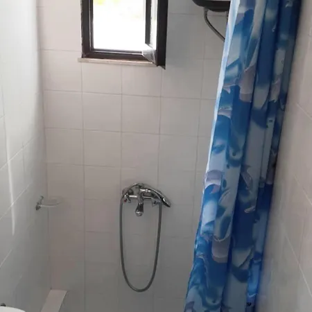 Apartman Daphnes *
